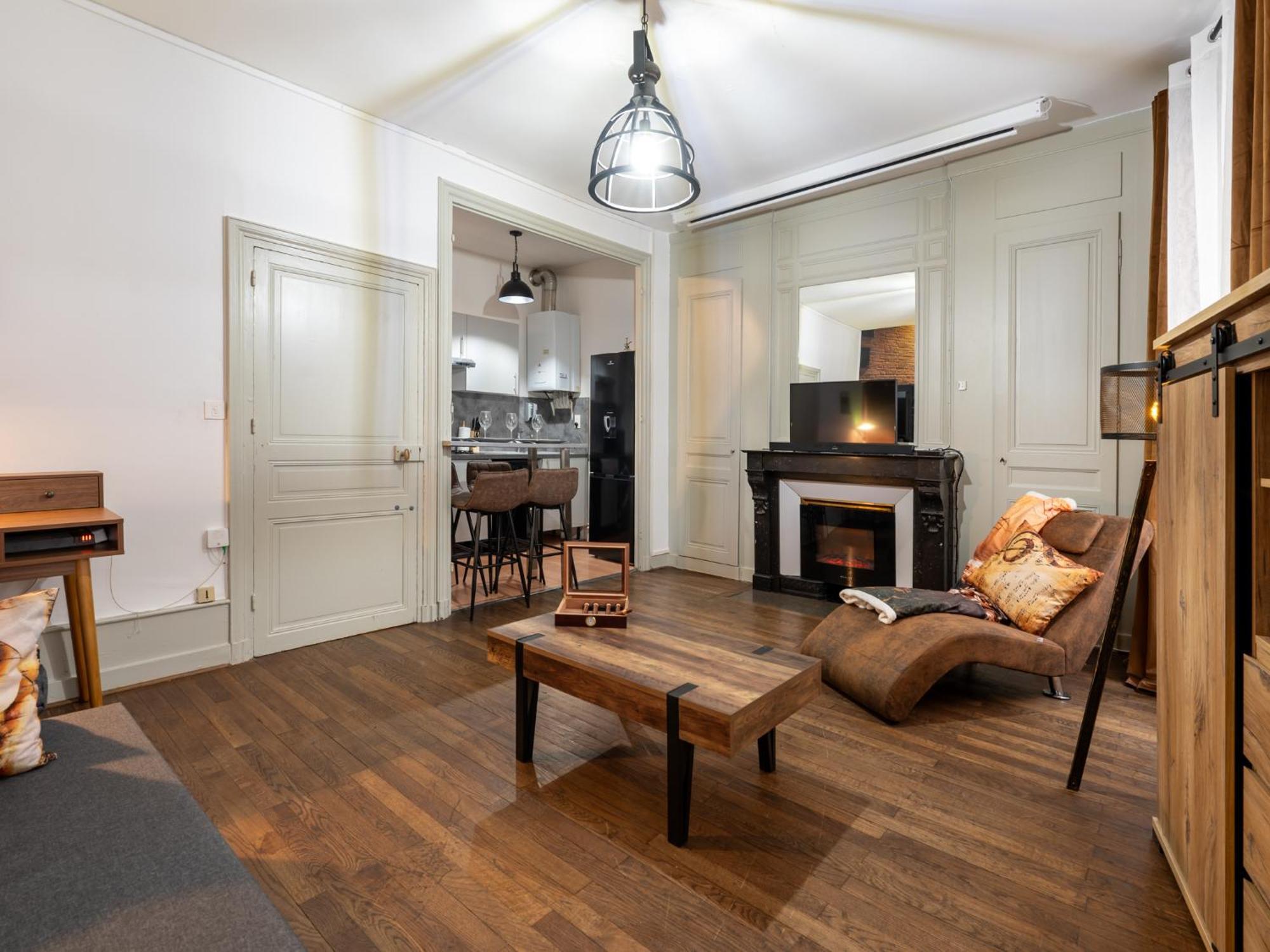 Le Petit Gentleman - Vienna Authentica Lejlighed Vienne  Eksteriør billede